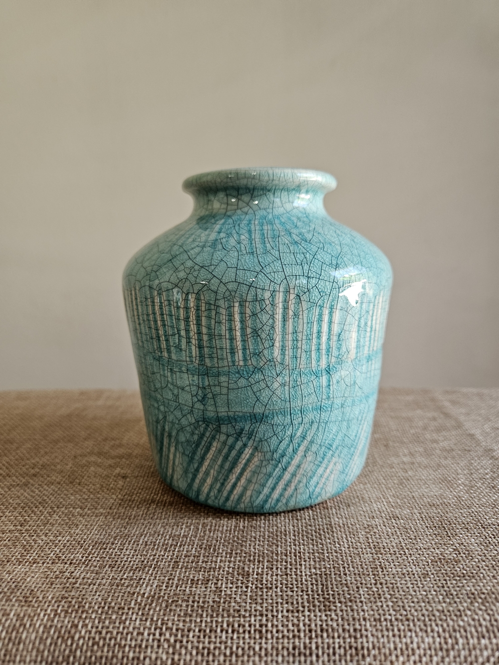 Pottery‎ Turquoise Light-Blue Crackle Glaze Ceramic Vase